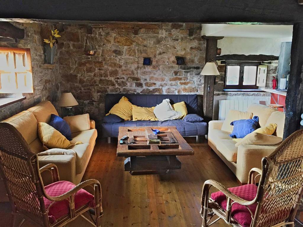 La Casa Del Chileno Guest House Lierganes Luaran gambar