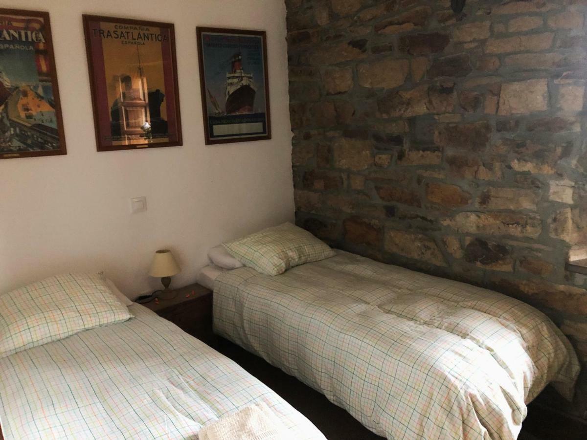 La Casa Del Chileno Guest House Lierganes Luaran gambar